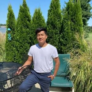 Meet your Posher, Houng